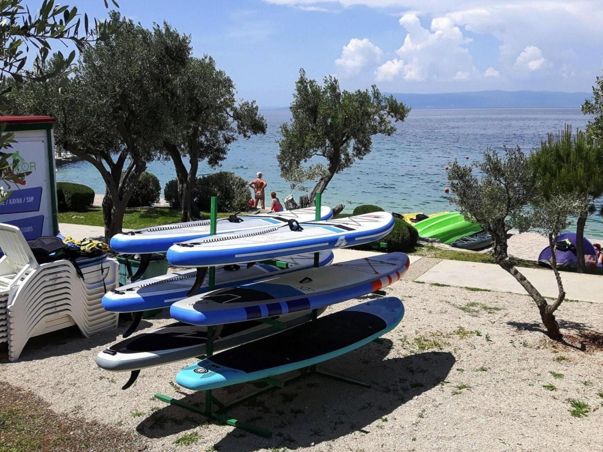 Mobile Homes In Camp Kovacine, Cres, With Long Pebble Beach Esterno foto